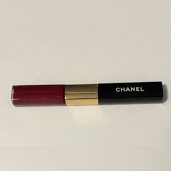 NEW Chanel Le Rouge Duo Ultra Tenue - Ultrawear Liquid Lip Color 47 Daring Red - Picture 2 of 8